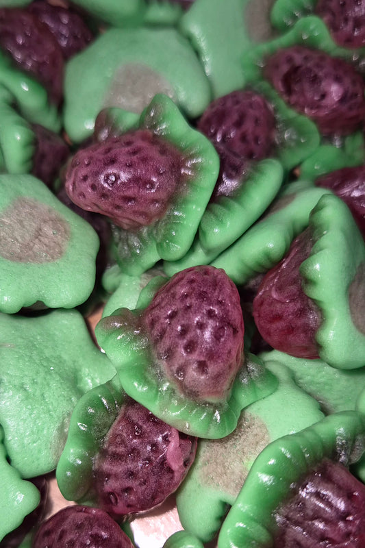 Jelly filled strawberries 100g