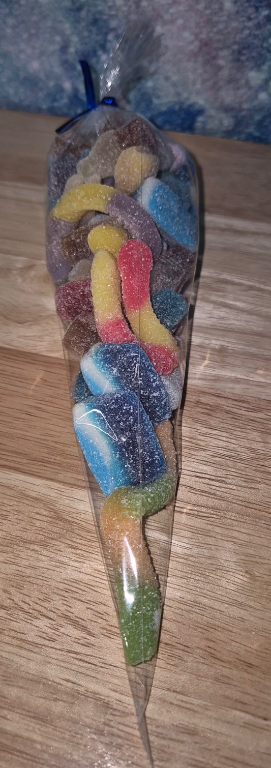 Fizzy sweets cones