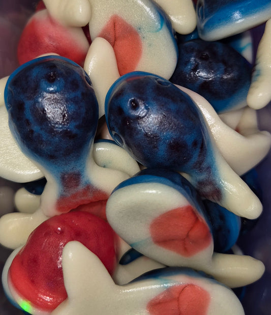 Jelly filled whales 100g